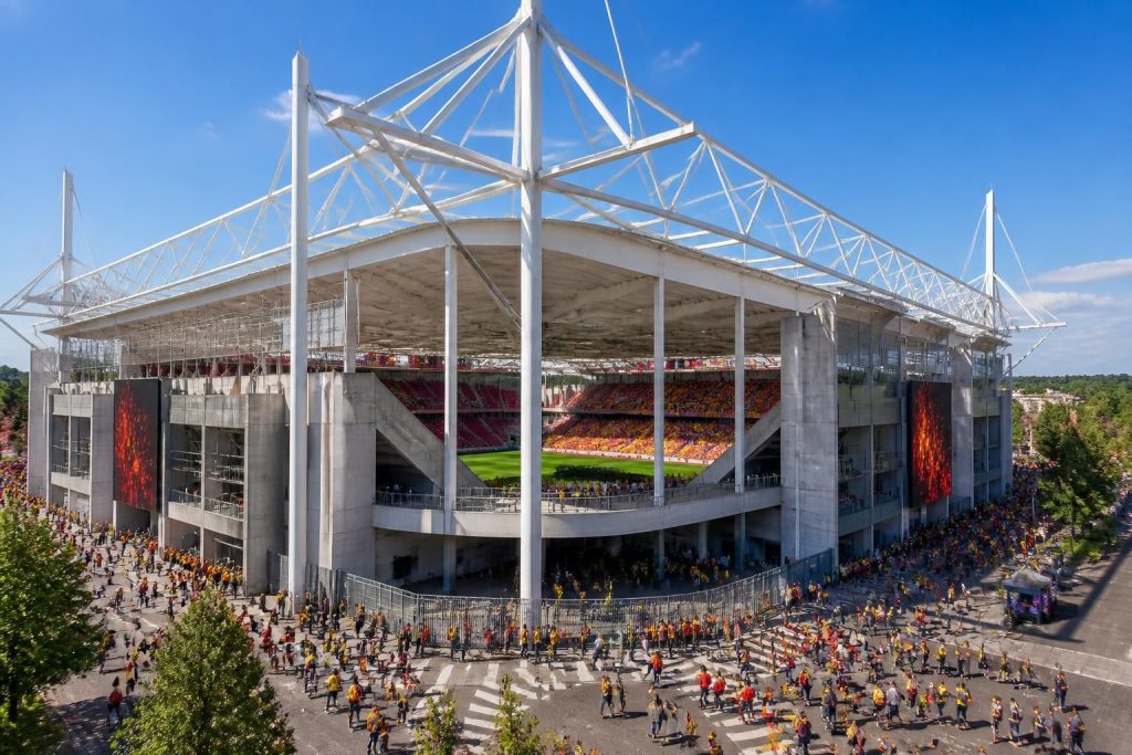 Nombre de place stade Bollaert : capacité et informations pratiques pour vos matchs